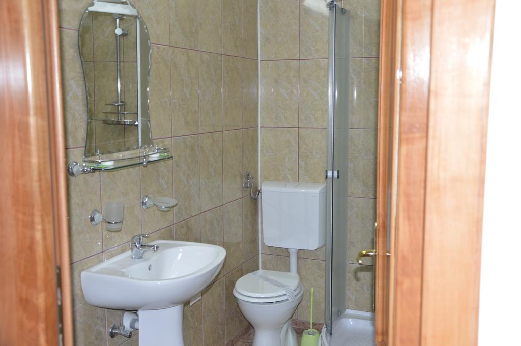 سيغيتو مارماتيي Motel Buti الغرفة الصورة