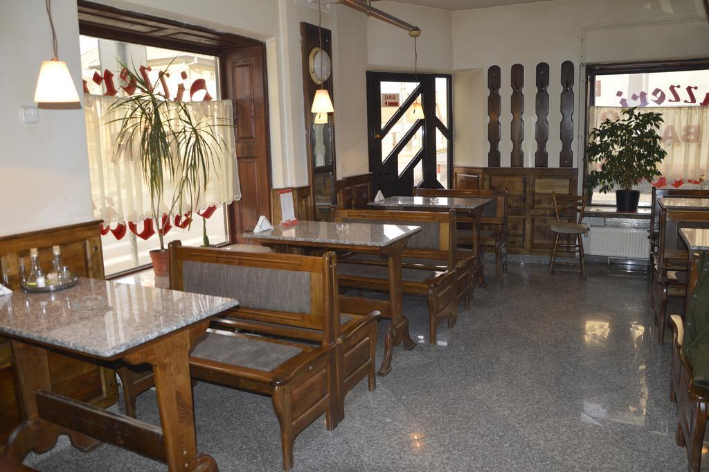 سيغيتو مارماتيي Motel Buti المظهر الخارجي الصورة